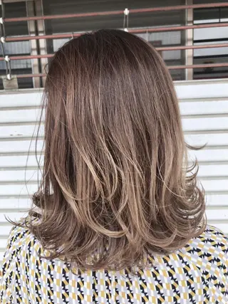 ミディアム カラー レイヤーカット匠 イソザキノリユキのヘアスタイル