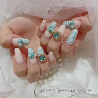 ネイル SAKURA 🍒のネイルデザイン