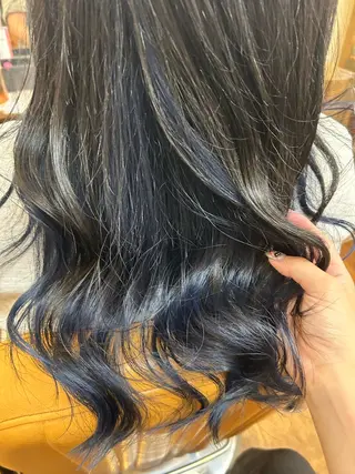 ロング 服部 和香のヘアスタイル