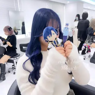 セミロング カラー ヘアアレンジ 𝘳𝘺𝘰𝘬𝘢 髪質改善／ブリーチのヘアスタイル