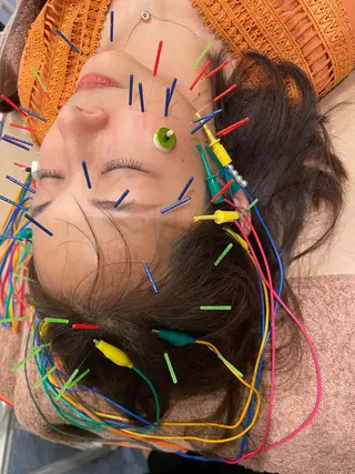 セミロング 美容鍼灸サロン mahoroba院長のエステ・リラクイメージ