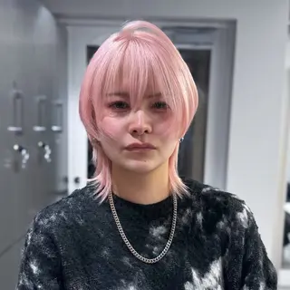 ショート カラー ハイトーン/デザイン カラー／悠斗のヘアスタイル