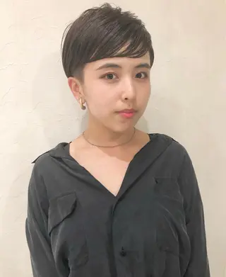 ショート カラー nakahara madokaのヘアスタイル