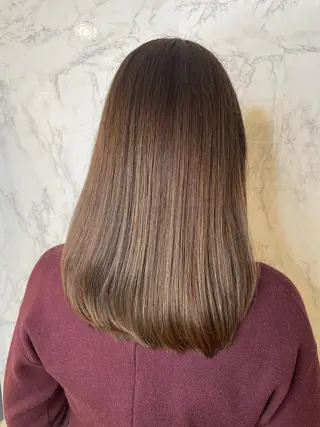 セミロング カラー ヘアメイクWiLL所属・髪質改善・縮毛矯正 濱　泰賀のヘアスタイル