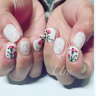 ネイル UrakoNail 《nail》のネイルデザイン