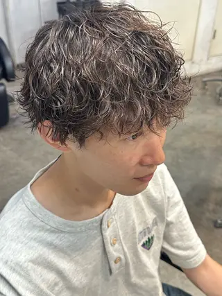パーマ メンズ fifth men's原宿所属・fifth/原宿/ シャドウパーマ/カズのヘアスタイル