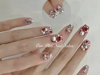 ネイル One Plus キキのネイルデザイン