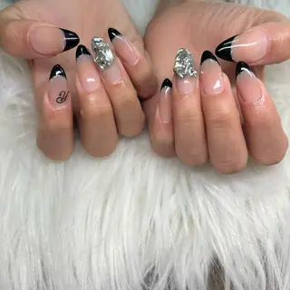 ネイル RE💟N.NAIL ラテン系お姉さんのネイルデザイン