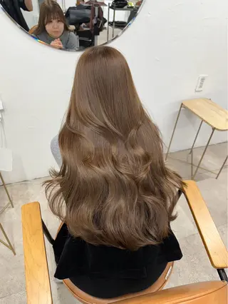 ロング カラー Leclat渋谷所属・ミカ ⭐︎のヘアスタイル