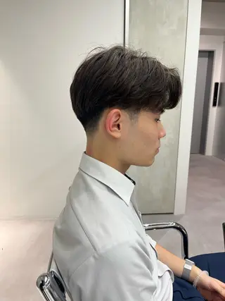 ショート メンズ soen所属・⚡メンズパーマフ ェードカットTomyのヘアスタイル