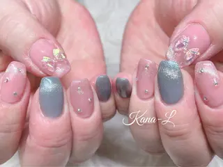 ネイル 芦辺 香奈のネイルデザイン