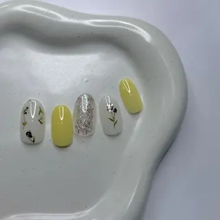 ネイル MAXKELLY MEGUMIのネイルデザイン