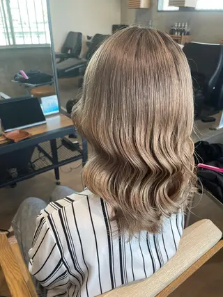 ロング カラー 🎀透明感カラー🎀 mikaのヘアスタイル