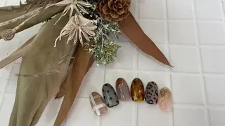 ネイル 岸本 千慧のネイルデザイン