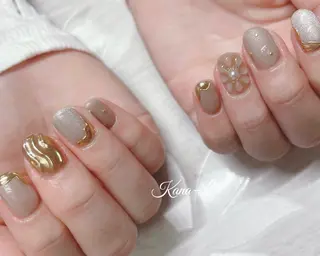 ネイル 芦辺 香奈のネイルデザイン