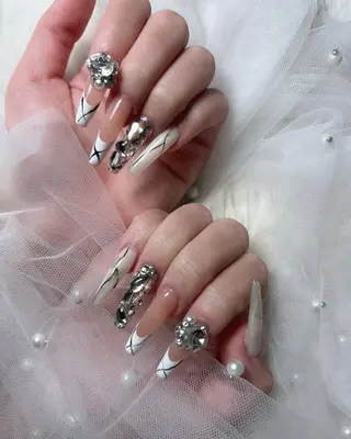 ネイル ToliyDeliy akemiのネイルデザイン