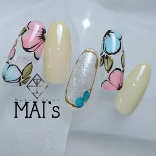 ネイル ネイリスト Erinaのネイルデザイン