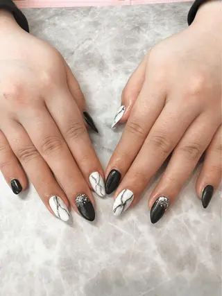ネイル NAIL Salon IP所属・長谷川 奈緒美のネイルデザイン