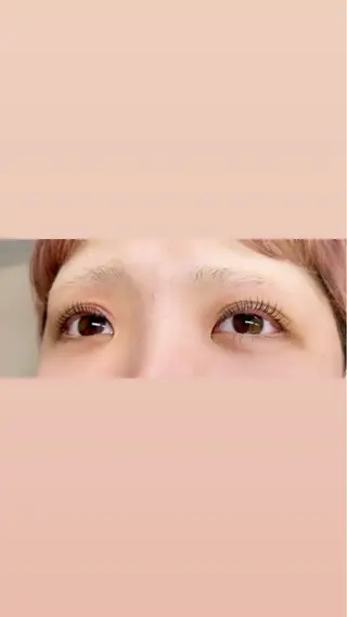 マツエク・マツパ VuRiE立川本店所属・VuRiE 🌷ゆう🌷のネイルデザイン