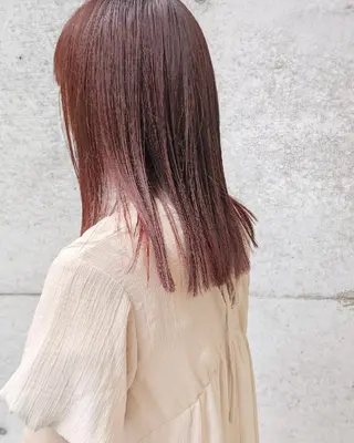 セミロング カラー ヘアアレンジ 南堀江 möwen ( メーヴェ )所属・mowen RUIのヘアスタイル