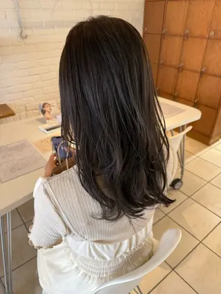 ロング 🌟デザインカラー 🌟コノミ🌟のヘアスタイル