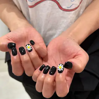 ネイル LUCY心斎橋/ Yuzuki🍒のネイルデザイン