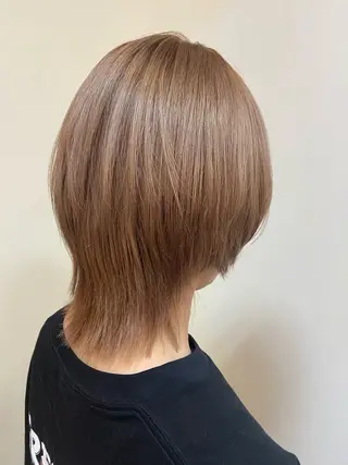 ショート カラー 沖山 雄一のヘアスタイル
