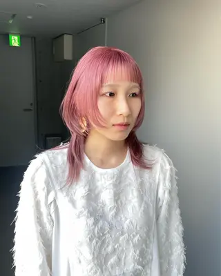 カラー 佐伯 和佳のヘアスタイル