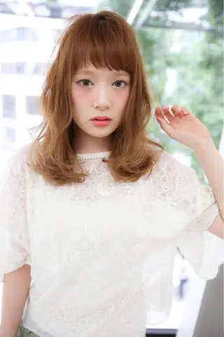 ミディアム ヘアーリゾートノーブル所属・長谷川 美怜のヘアスタイル