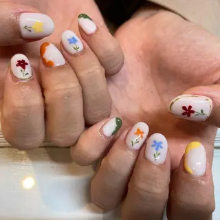 ネイル Serenity by Mari所属・Shinozaki mariのネイルデザイン