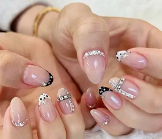 ネイル Pure&Rich Nailのネイルデザイン