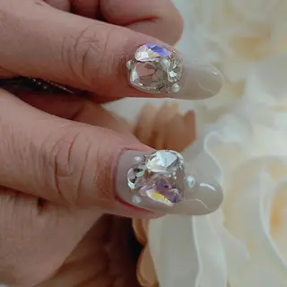 ネイル RUNWAY 　　の眉毛・アイブロウイメージ