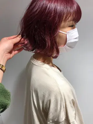 ミディアム カラー 岩田 萌那のヘアスタイル