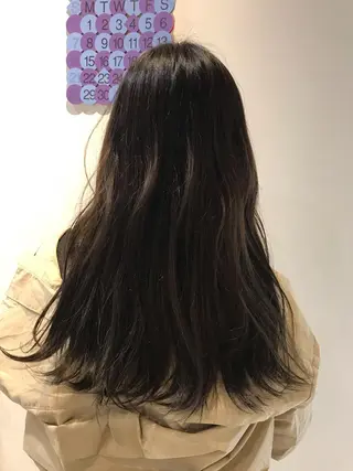 ロング カラー ヘアアレンジ moi-meme.soe所属・タナカ リナのヘアスタイル