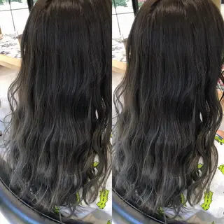 ロング カラー 荒木 依莉亜のヘアスタイル