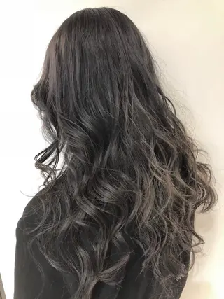 ロング カラー 女性リピ90%🍨 🩷佐藤みずきのヘアスタイル