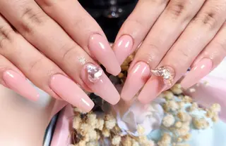 ネイル ＤI'A ネイルサロンのネイルデザイン