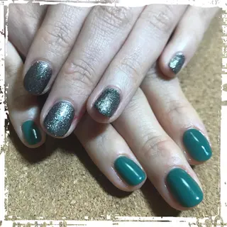 ネイル ECLAT エクラ所属・寺山 千鶴のネイルデザイン