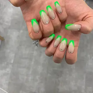 ネイル _white 上本町店のネイルデザイン