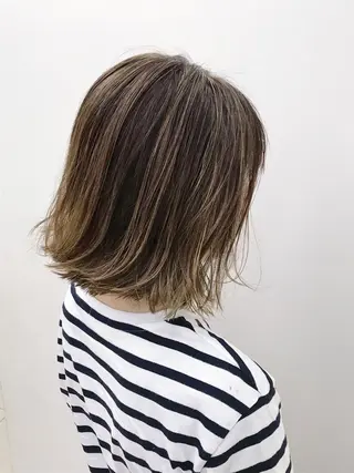 ショート カラー ブリーチカラー/ 岩破瑞希のヘアスタイル