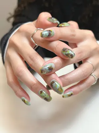 ネイル 透灯 TOUTOU所属・透灯 TOUTOU 🪄のネイルデザイン