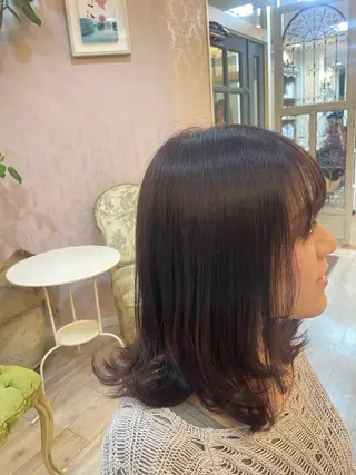 セミロング やまもと かのんのヘアスタイル