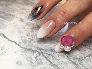 ネイル private salon TOMOMINAILs所属・TOMOMI NAILsのネイルデザイン