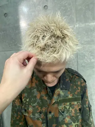 ショート カラー メンズ リュウド/ハイトーン /ブリーチ/名古屋のヘアスタイル