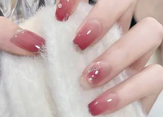 ネイル NiNa ビューティーサロン所属・Ni Naのネイルデザイン