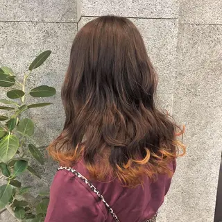 ロング カラー カトウ ユウカのヘアスタイル