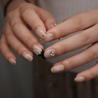 ネイル pointillé .ayaのネイルデザイン