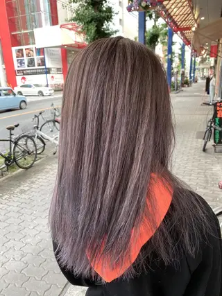 セミロング ゆぴ☾‪/推しカラー /ハイトーンのヘアスタイル