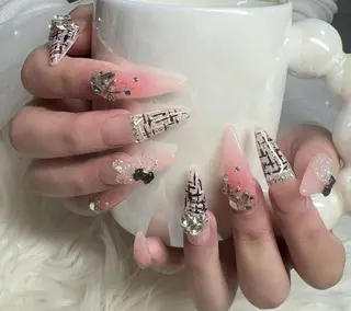 ネイル ＆ME  くんのネイルデザイン