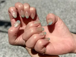 ミディアム 小西 麻紀のネイルデザイン